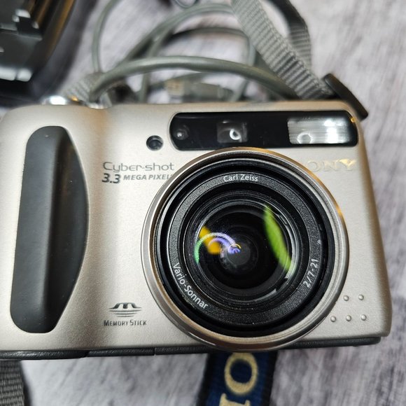 Sony Other - Sony Cybershot 3.3 Megapixel Digital Camera with 8MB Sony Memory Stick